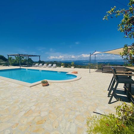 Villa Fani Supetar Bagian luar foto