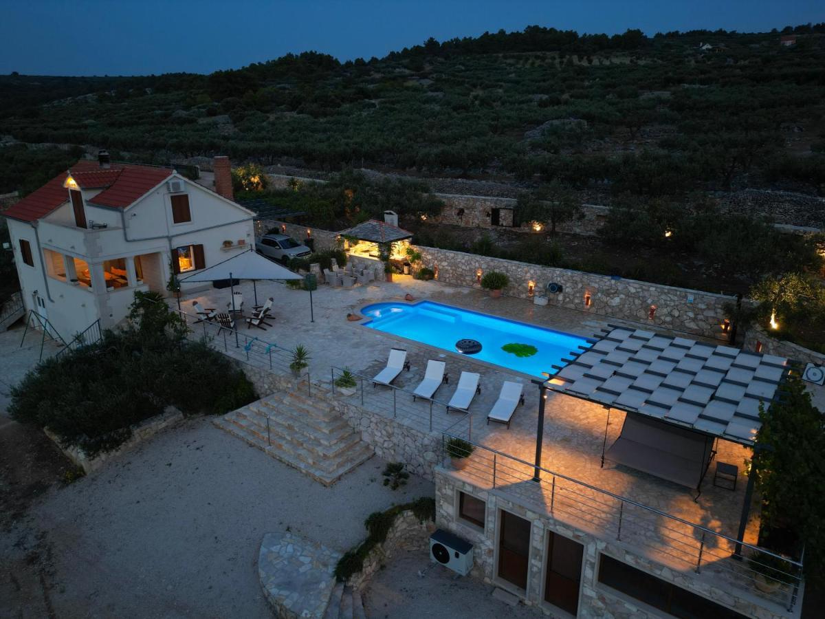 Villa Fani Supetar Bagian luar foto