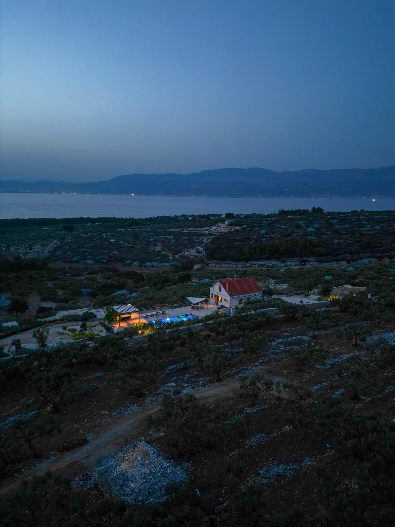 Villa Fani Supetar Bagian luar foto