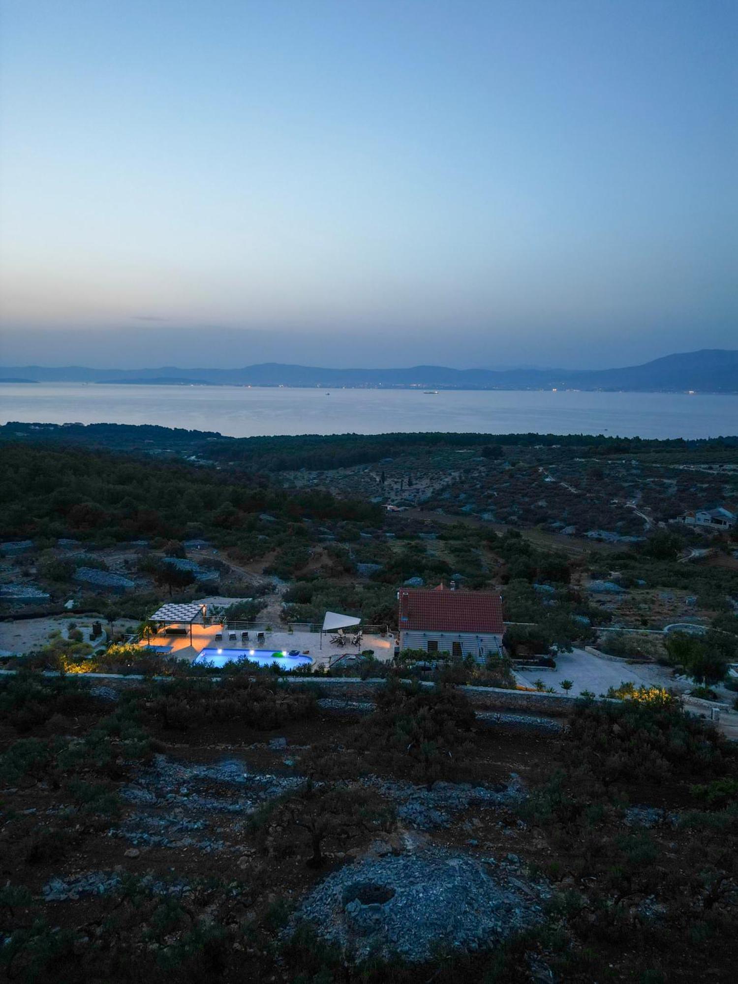 Villa Fani Supetar Bagian luar foto